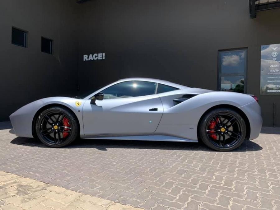  Ferrari 488 GTB by RACE! 2019 года  (фото 4 из 12)